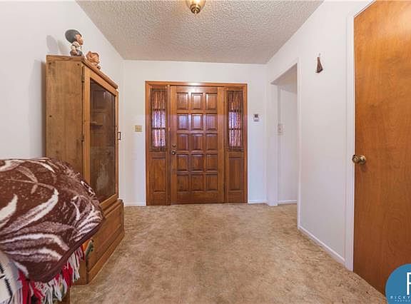 3rd image of 135 Big Hill Dr