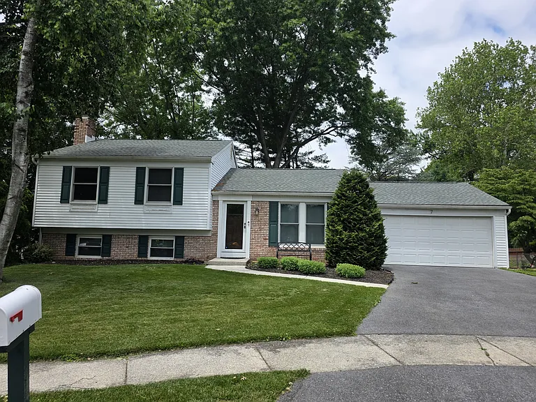 7 Countryside Ct — Photo 1