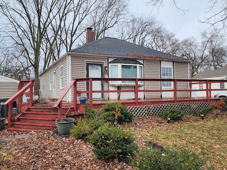 1st image of 1230 N Luett Ave