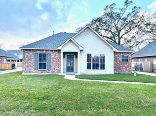 14371 Whispering Oaks Dr, Gonzales, LA 70737