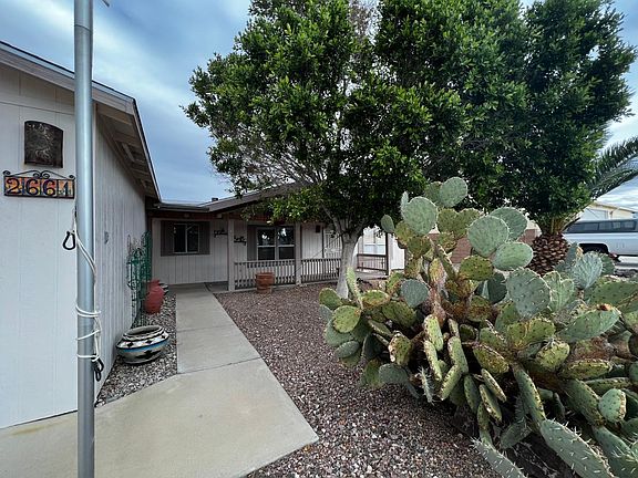 3rd image of 2661 E Davida Ave