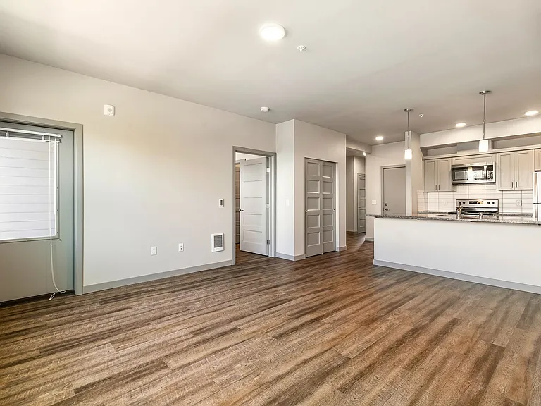 221 Prince Ave — Photo 10