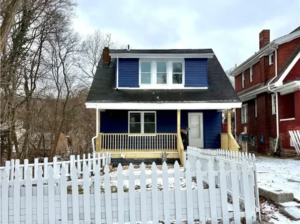 1416 Ridge Ave, Coraopolis, PA 15108
