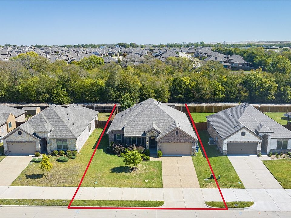1st image of 4010 Gray Wolf Dr
