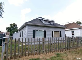 247 Cooper St, Pekin, IL