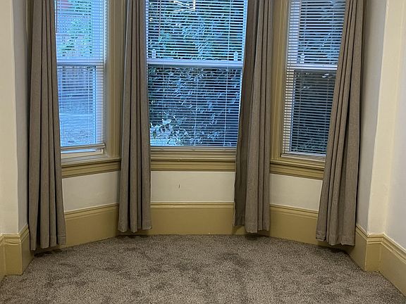 2nd image of 643 Oak St #3