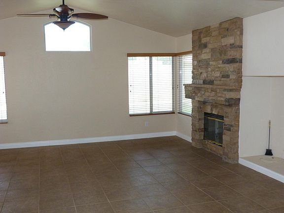 2nd image of 1228 Moorpoint Dr
