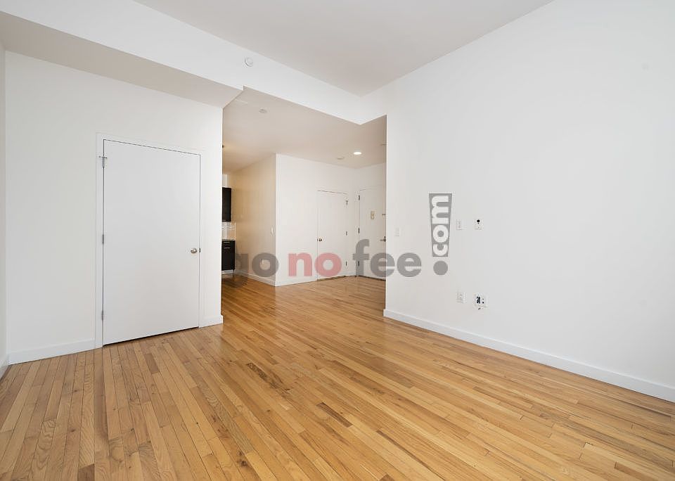1st image of 401 W 25th St APT 15J