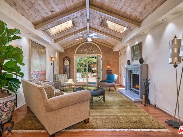 2229 S Beverly Dr, Los Angeles, CA 90034