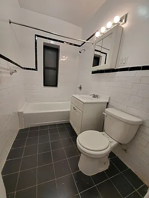 Rented by Delmark Realty LLC | media 27
