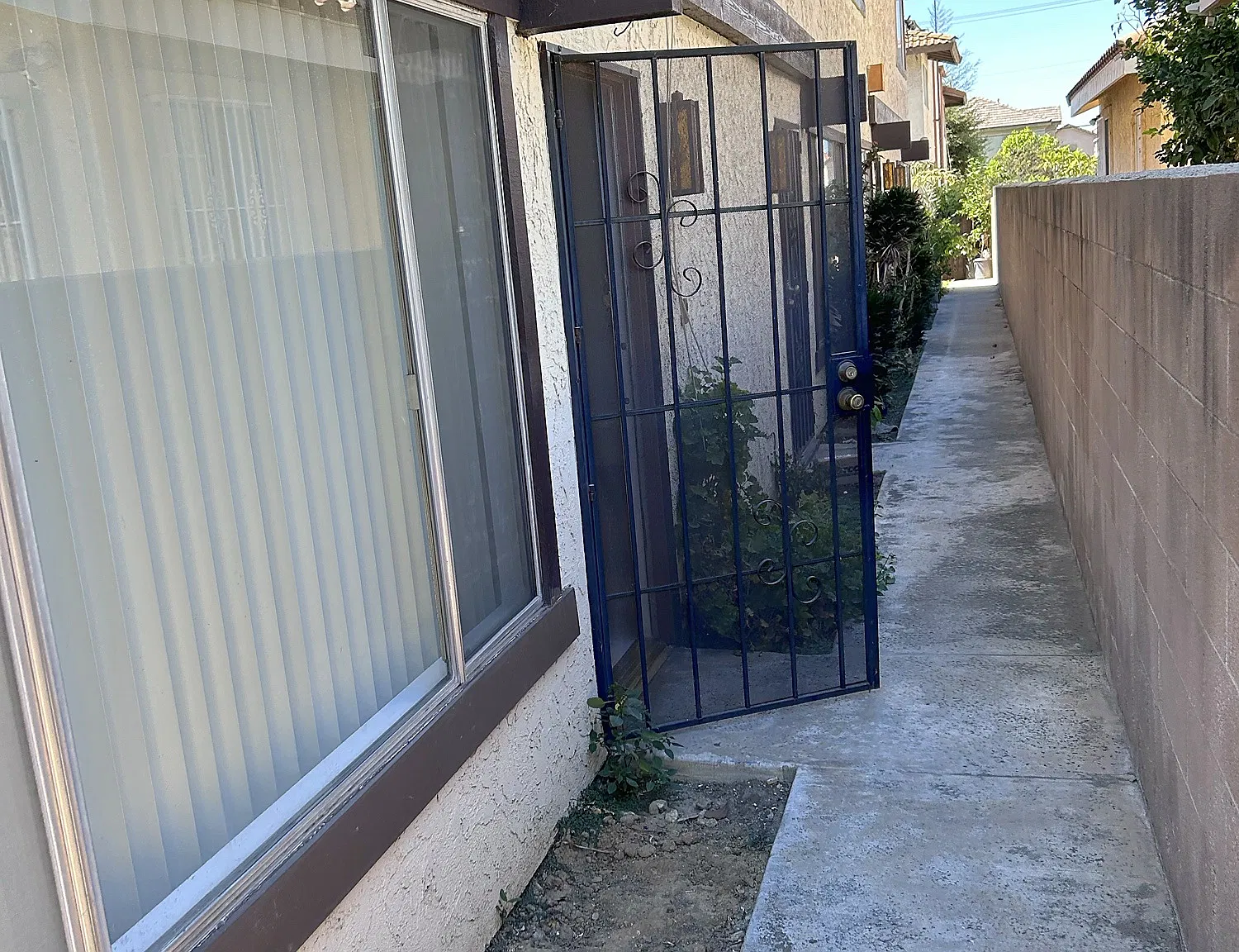 3 bed, 1.5 bath, 1000 sqft, $2,900 — Photo 1