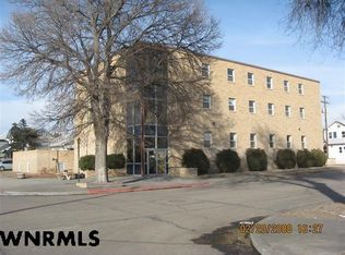305 E 16th St, Scottsbluff, NE 69361