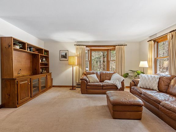 4th image of 23 Greenbriar Road