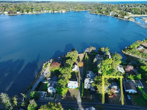 342 Weed Avenue, Stamford, CT 06902