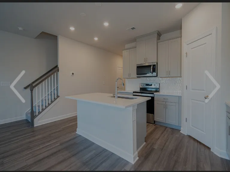 5340 Brailey Cir — Photo 2