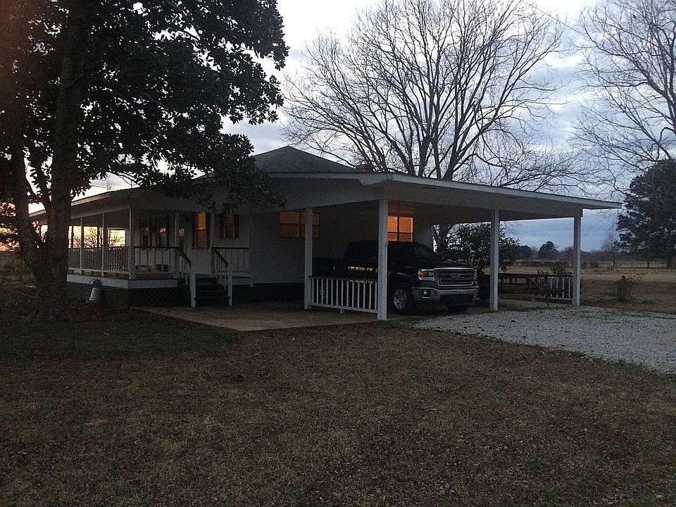 2nd image of 697 McGuffee Rd