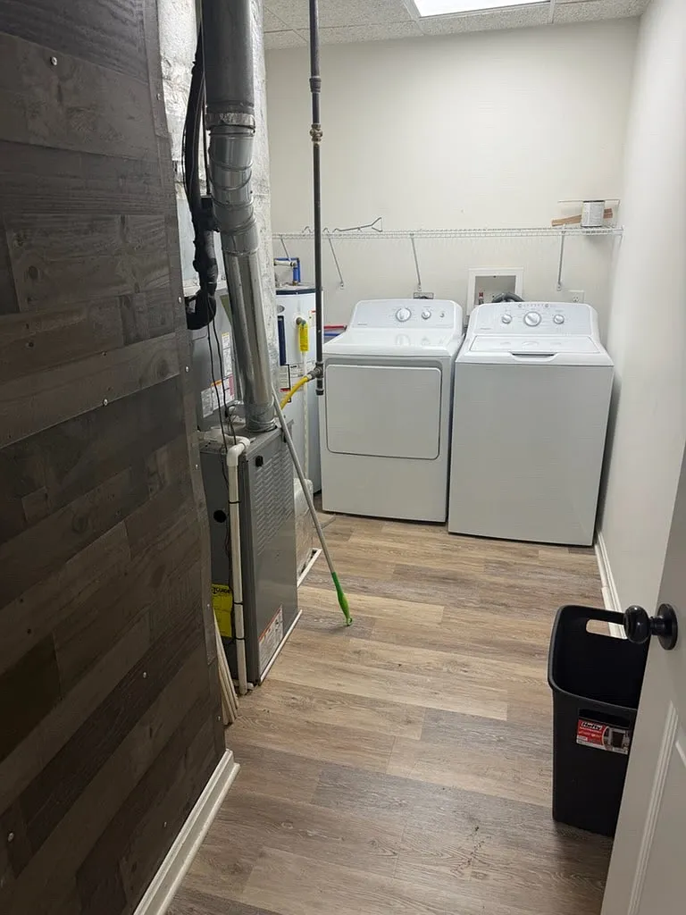2 bed, 2000 sqft, $1,850 — Photo 3