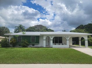 224 NE Solida Dr, Port Saint Lucie, FL 34983