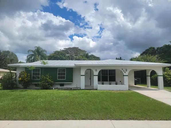 224 NE Solida Drive, Port St Lucie, FL 34983