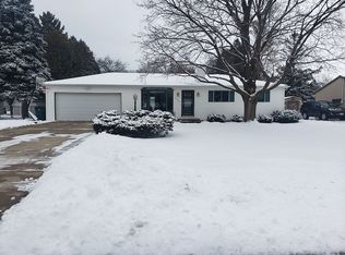 1836 Hazel Ct, Green Bay, WI 54303