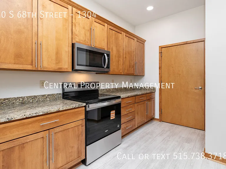 230 S 68th St #1304 — Photo 3