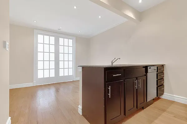 Rented by Cooper & Cooper Real Estate | media 3