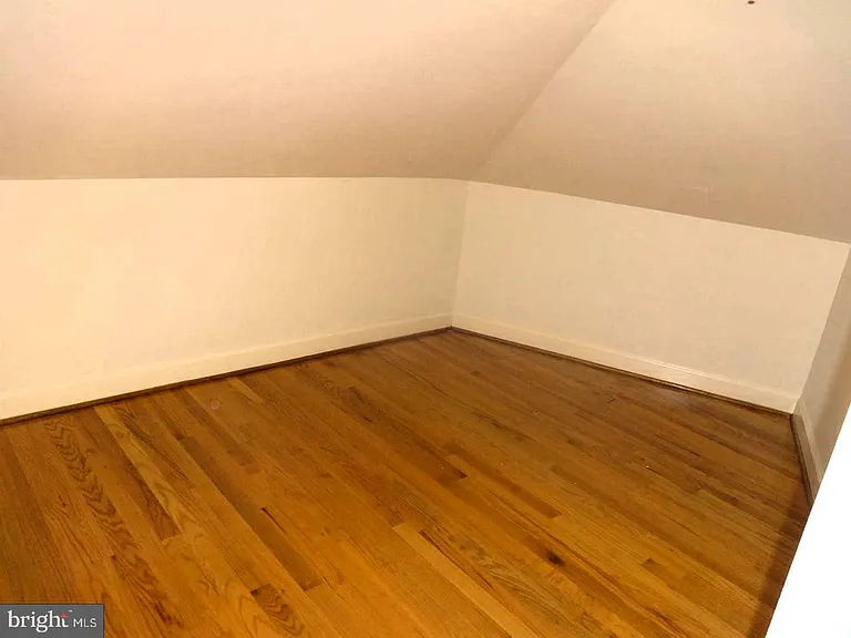 5330 Connecticut Ave NW — Photo 30