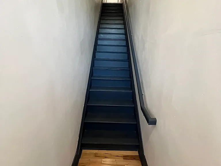 1646 Vine St #4 — Photo 1