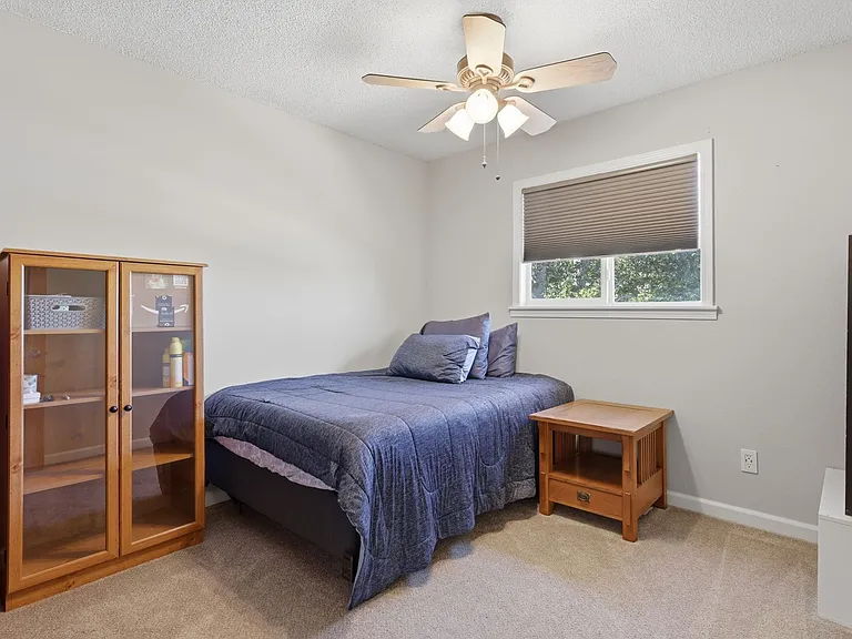 931 Mountain View Dr — Photo 21