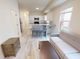 1214 Wash Court