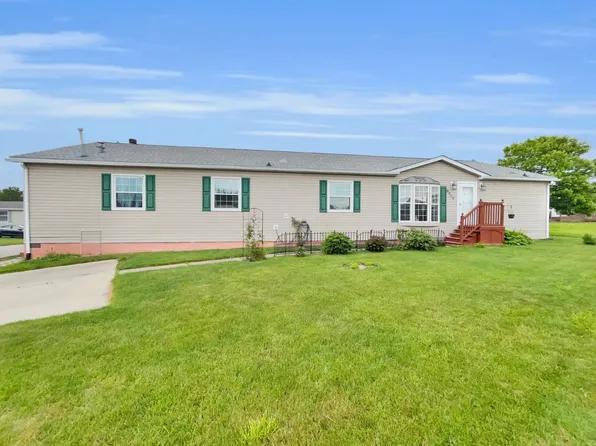 9908 Ardmore Ct, Northville, MI 48167