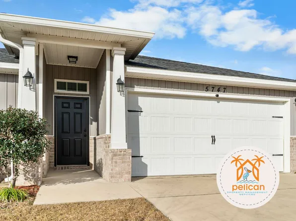 5747 Peach Dr, Pace, FL 32571