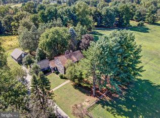 722 Sugartown Rd, Malvern, PA 19355