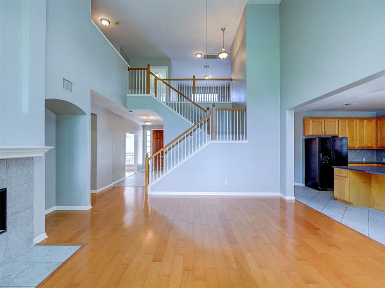 1554 Homewood Cir — Photo 11