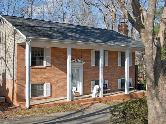 2nd image of 722 Brookside Dr