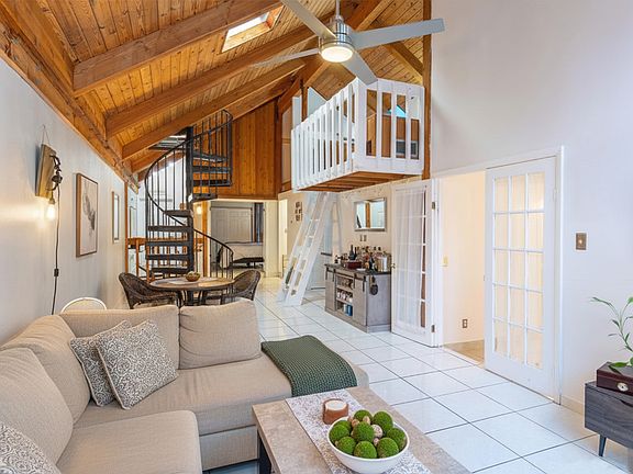 4th image of 497 N University Dr #497
