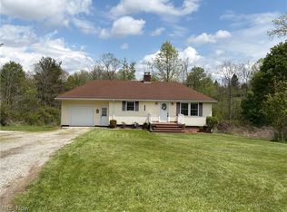 6995 Richmond Rd, Glenwillow, OH 44139