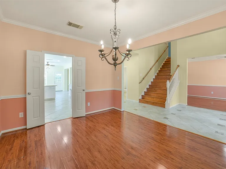2414 Falcon Knoll Ln — Photo 11