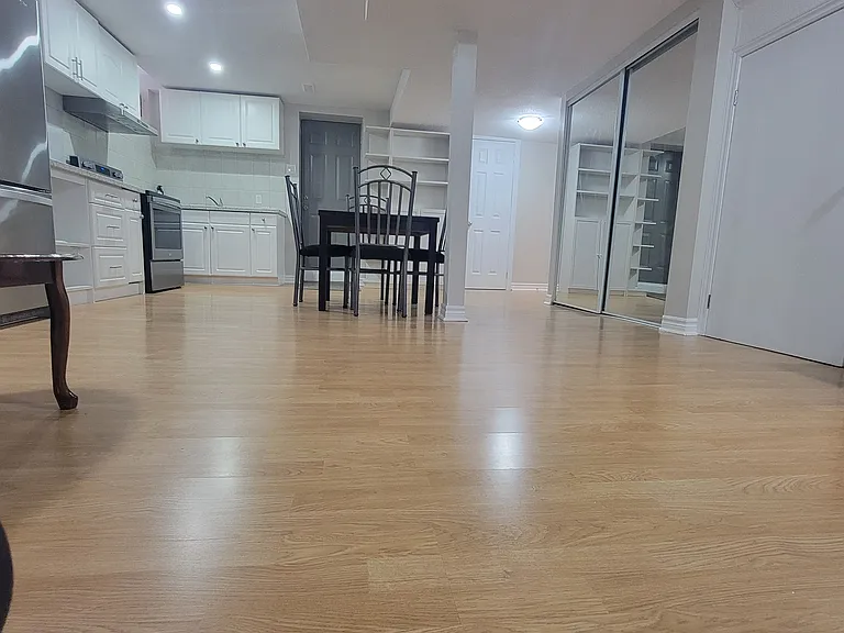 31 Pinecone Dr #BASEMENT — Photo 8