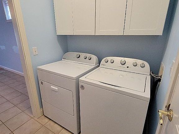 4th image of 2925 Betsy Ct