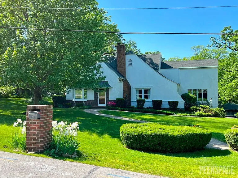 501 NE Barnes Ave — Photo 25