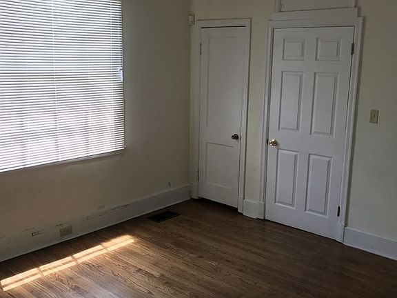 5th image of 2501 Willena Ave