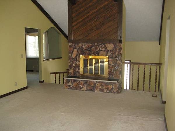 1st image of 13424 Valley St