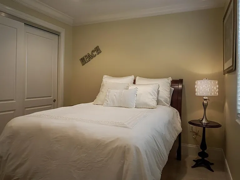 3035 Riomar St — Photo 16