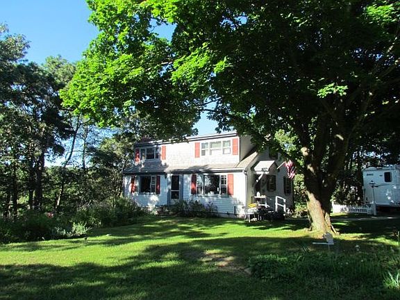 21 Town Hall Road