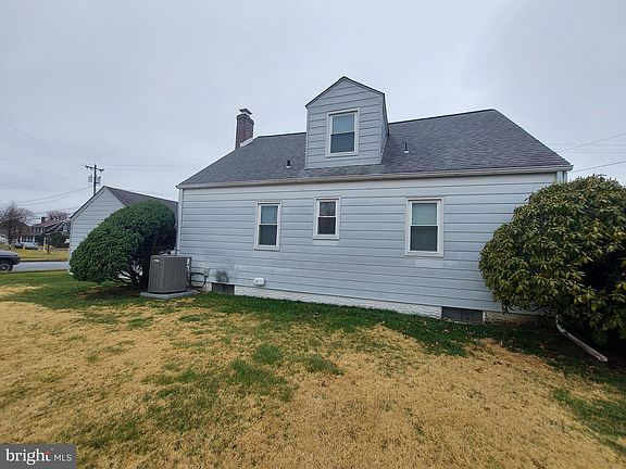 5th image of 14 Poplar Ave