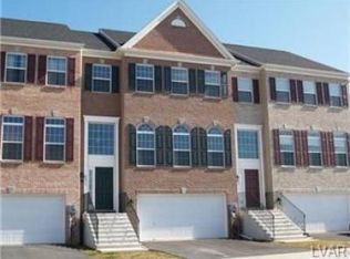 2073 Huntington Ln, Easton, PA 18040