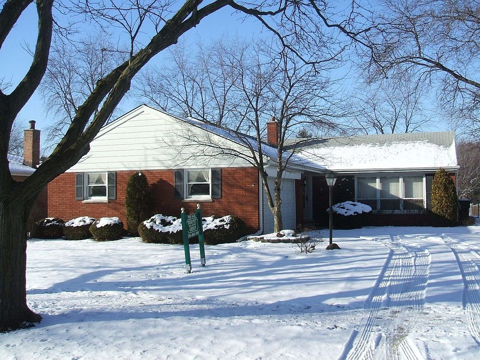 1st image of 16610 School St