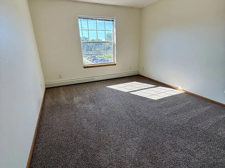 Ashwood Birchwood Apartments — Photo 28