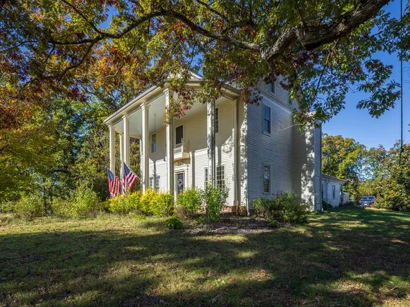 5565 Saxkey Rd, Saxe, VA 23967